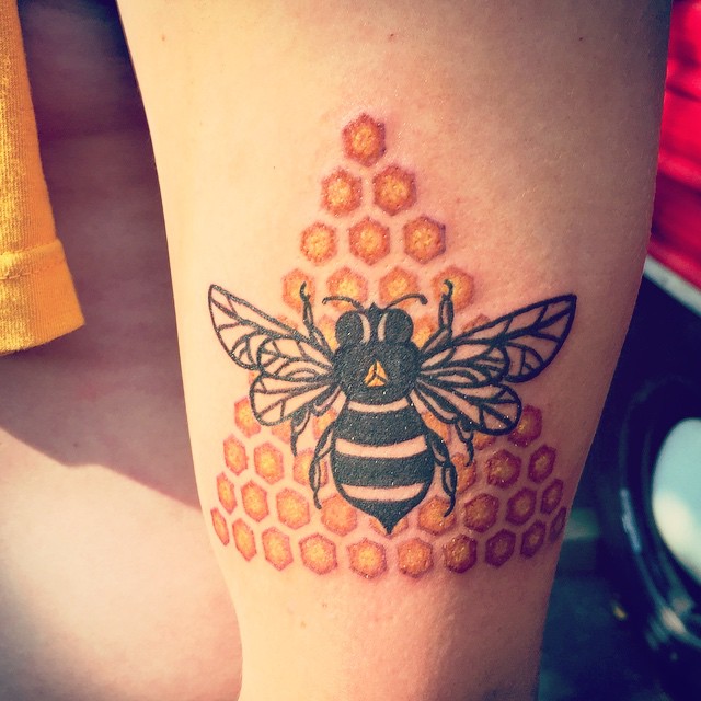 Thanks Lawrence! #honeybee #portlandtattoos #beetattoo #buzzbuzz #savethebees