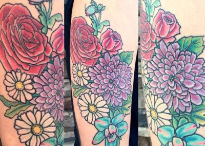 Got-a-final-session-in-on-this-pretty-floral-piece-floraltattoo-ladytattooer-colortattoo-pretty