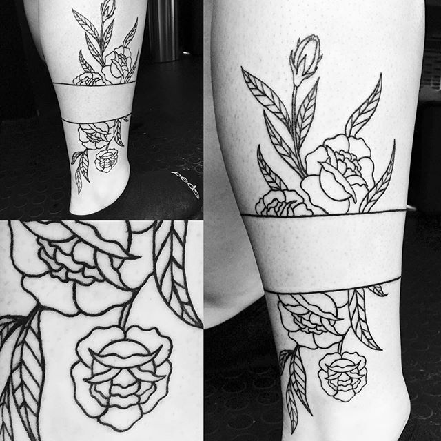 Started this cool leg piece on @sunflowerseleven, can't wait for color! Thanks Kelsey!
